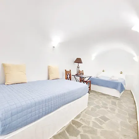 Karpimo Vineyard With Heated Pool Holiday home